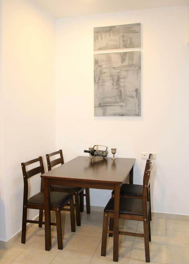 Tiberias Apartment Exterior foto